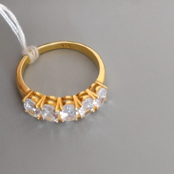 Genuine White Topaz Ring - Picture 7 of 9